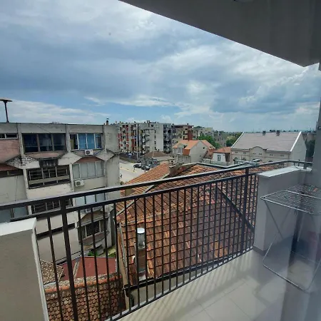 Ekskluziv